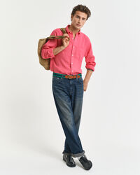 Regular fit ‑mitoitettu valmiina värjätty pellavapaita