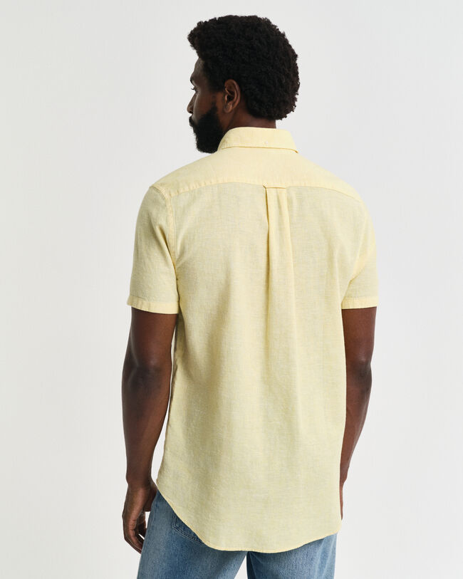 Regular&nbsp;fit ‑mitoitettu lyhythihainen paita puuvillapellavaa