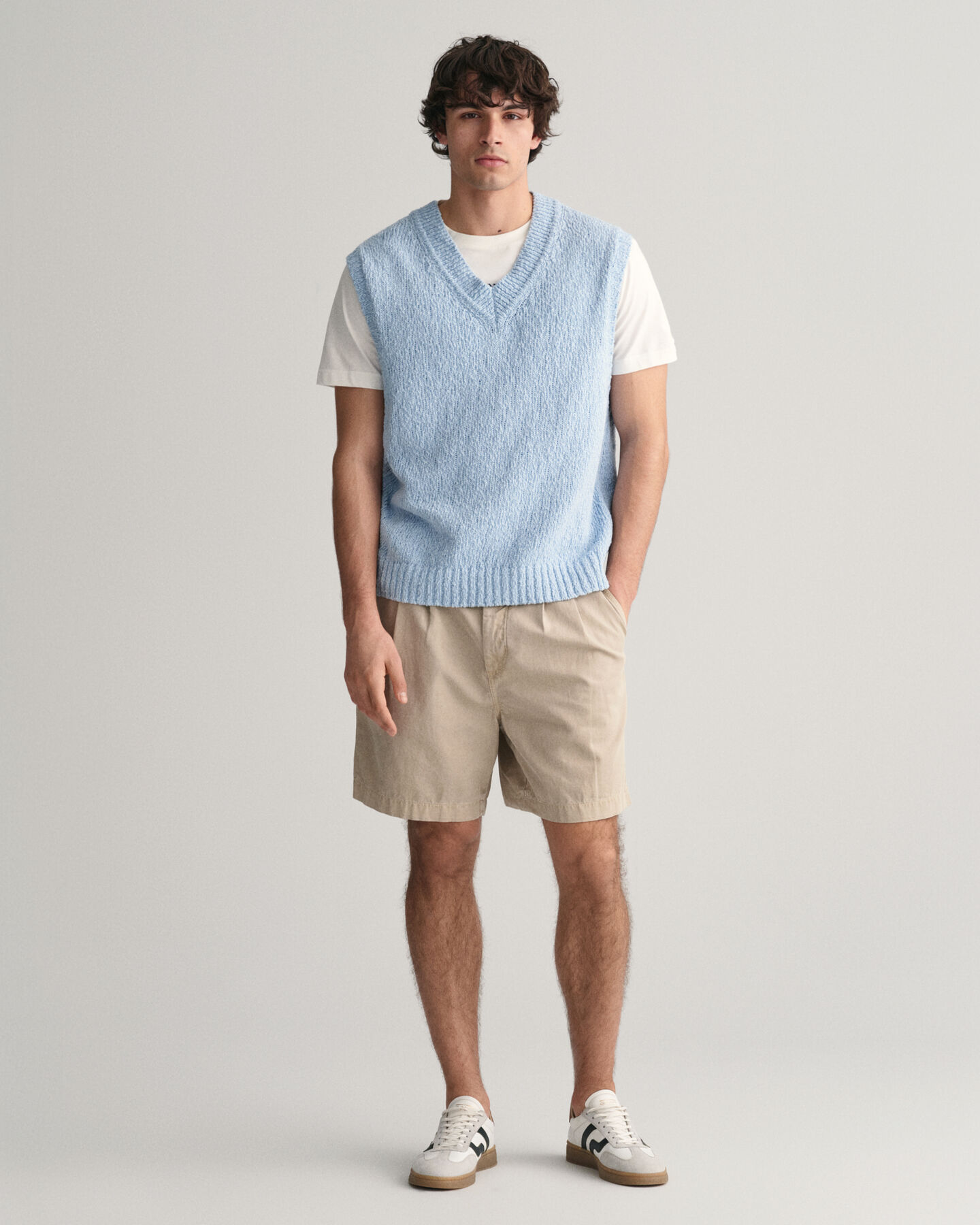 Kohopintainen liivi slubipuuvillaa