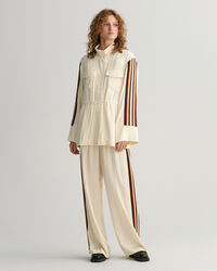 Relaxed fit ‑mitoitettu raidallinen takki