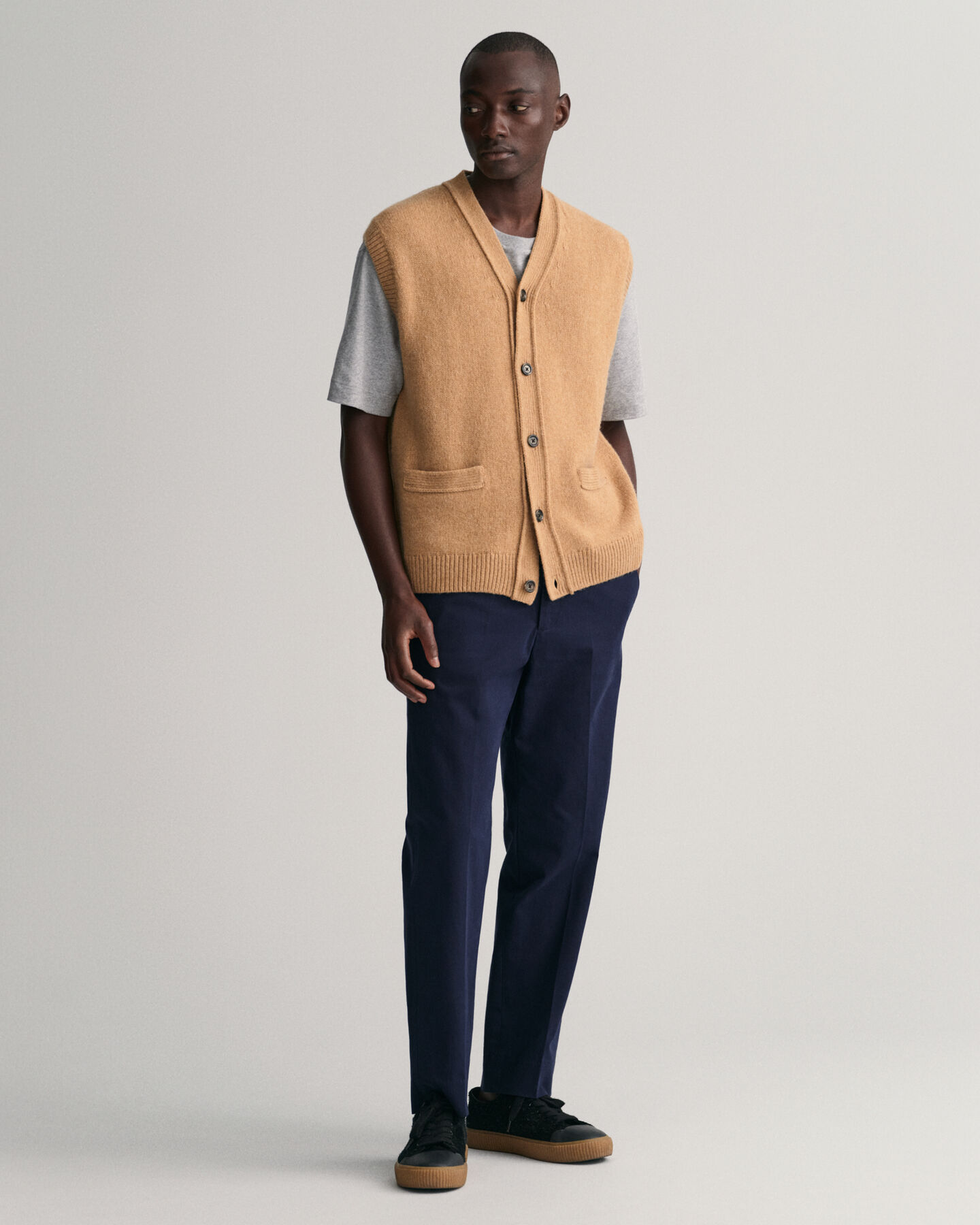 Pehmeäpintaiset puuvillahousut