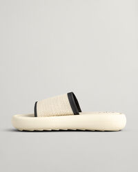 Stayla-urheilusandaalit