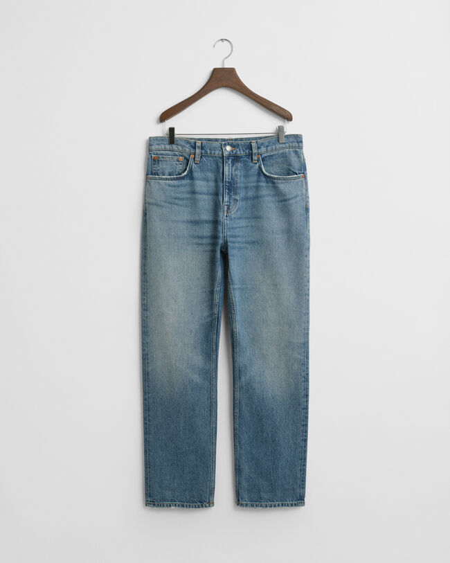 Straight fit ‑mitoitetut farkut