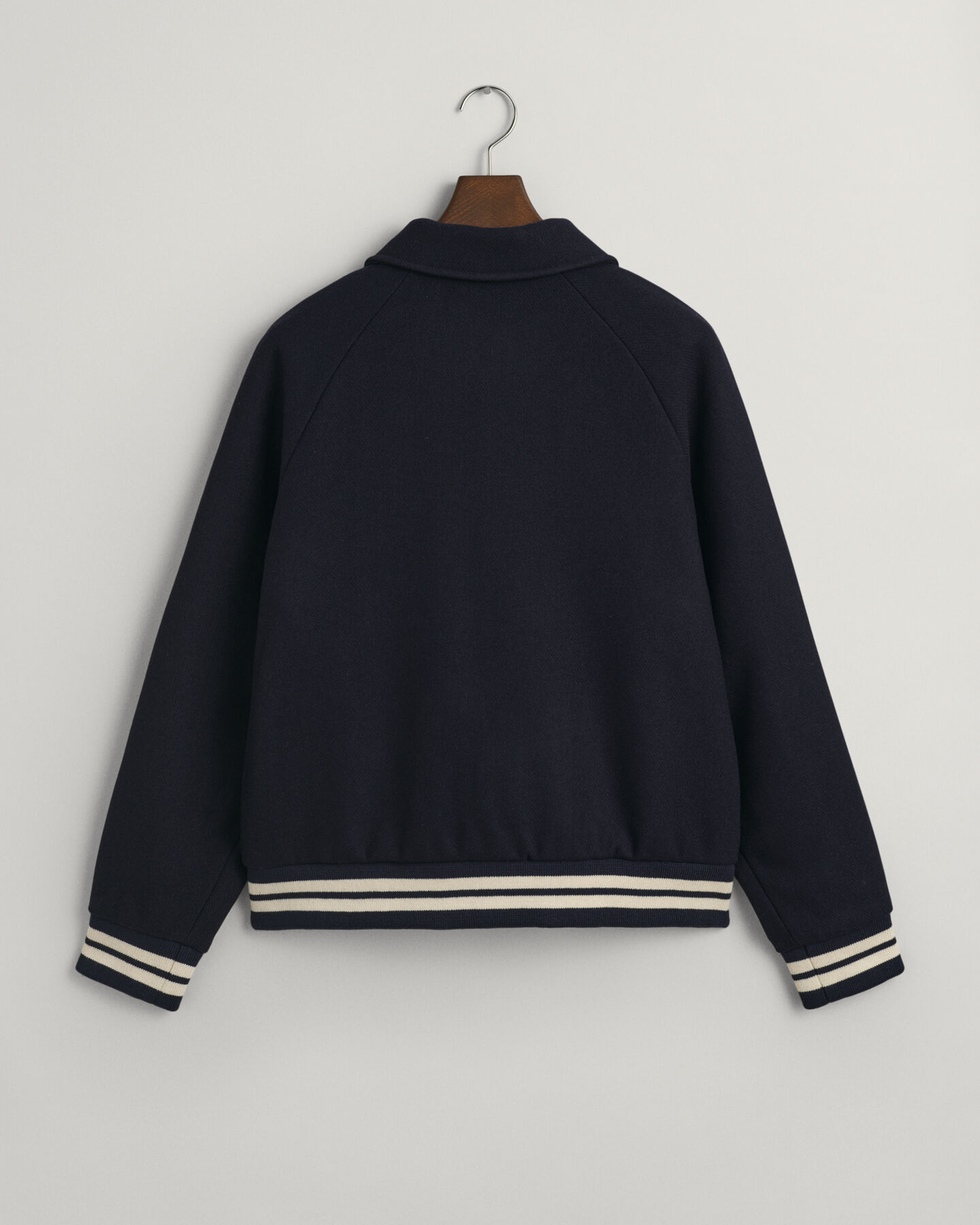 Villakankainen GANT Varsity Jacket