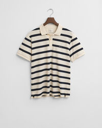 Raidallinen pikeepaita