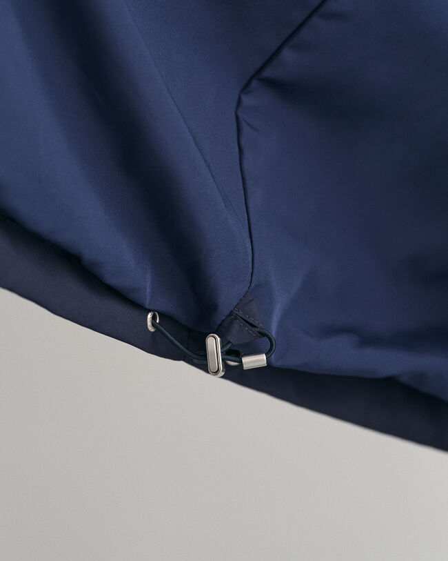 Kevyt Windshielder-kuoritakki