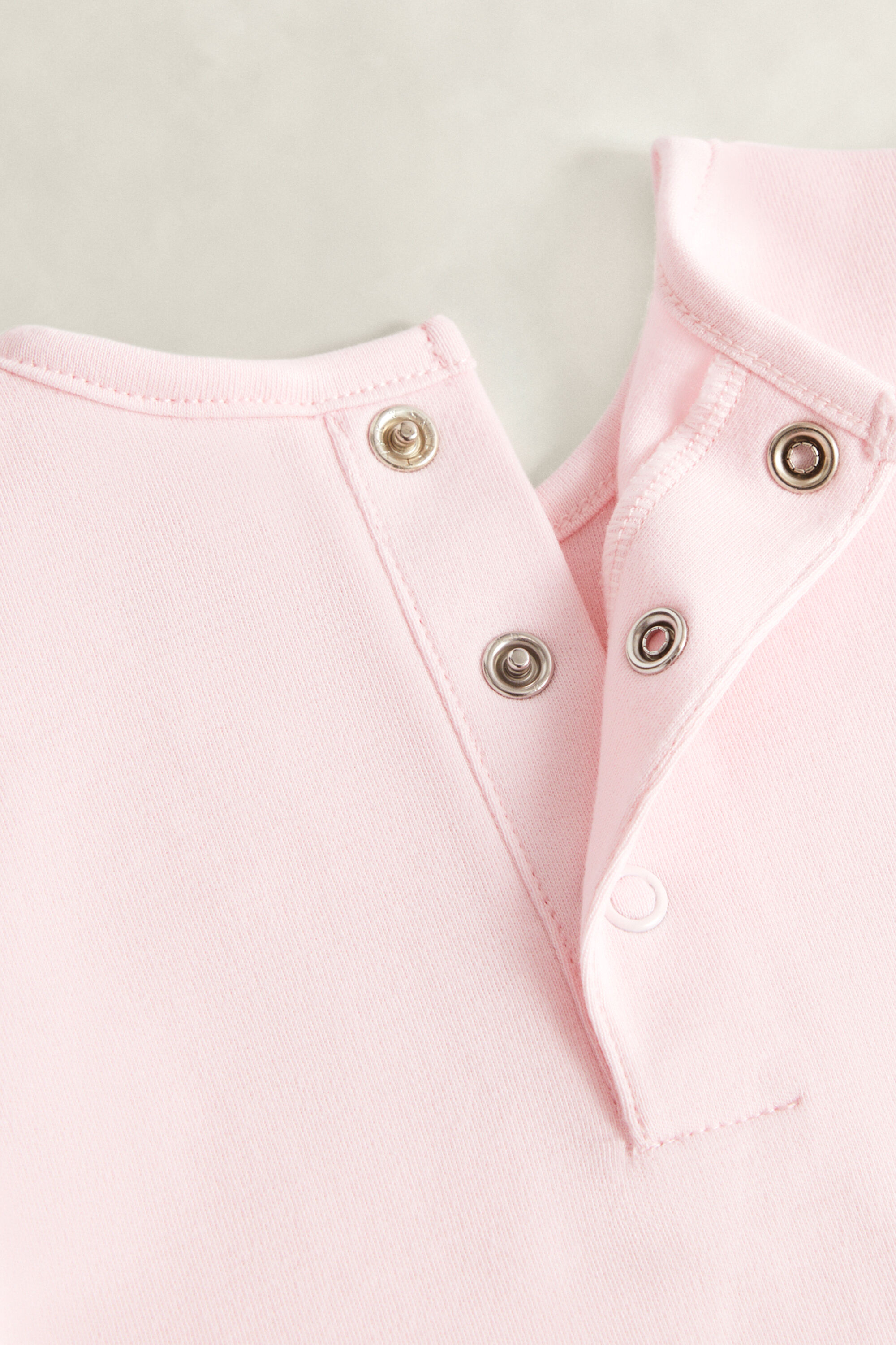 Baby Girl ‑malliston kukkakuvioinen potkupuku