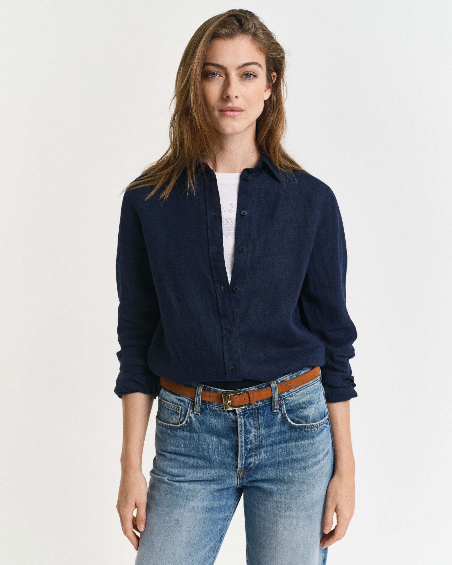 Regular fit ‑mitoitettu pellavapaita