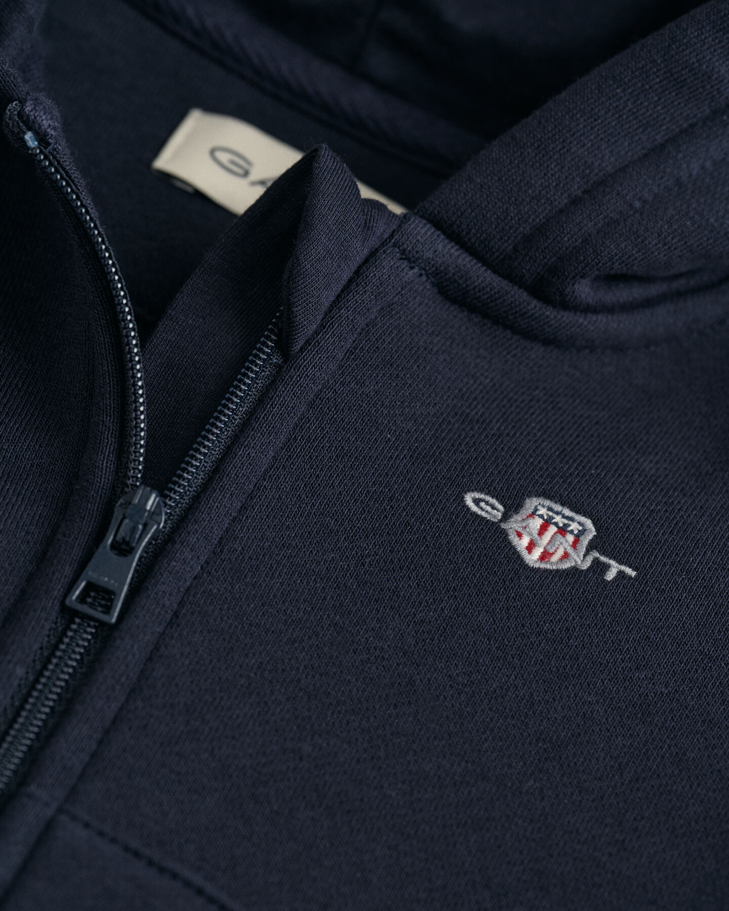 Baby-malliston Shield‑vetoketjuhuppari