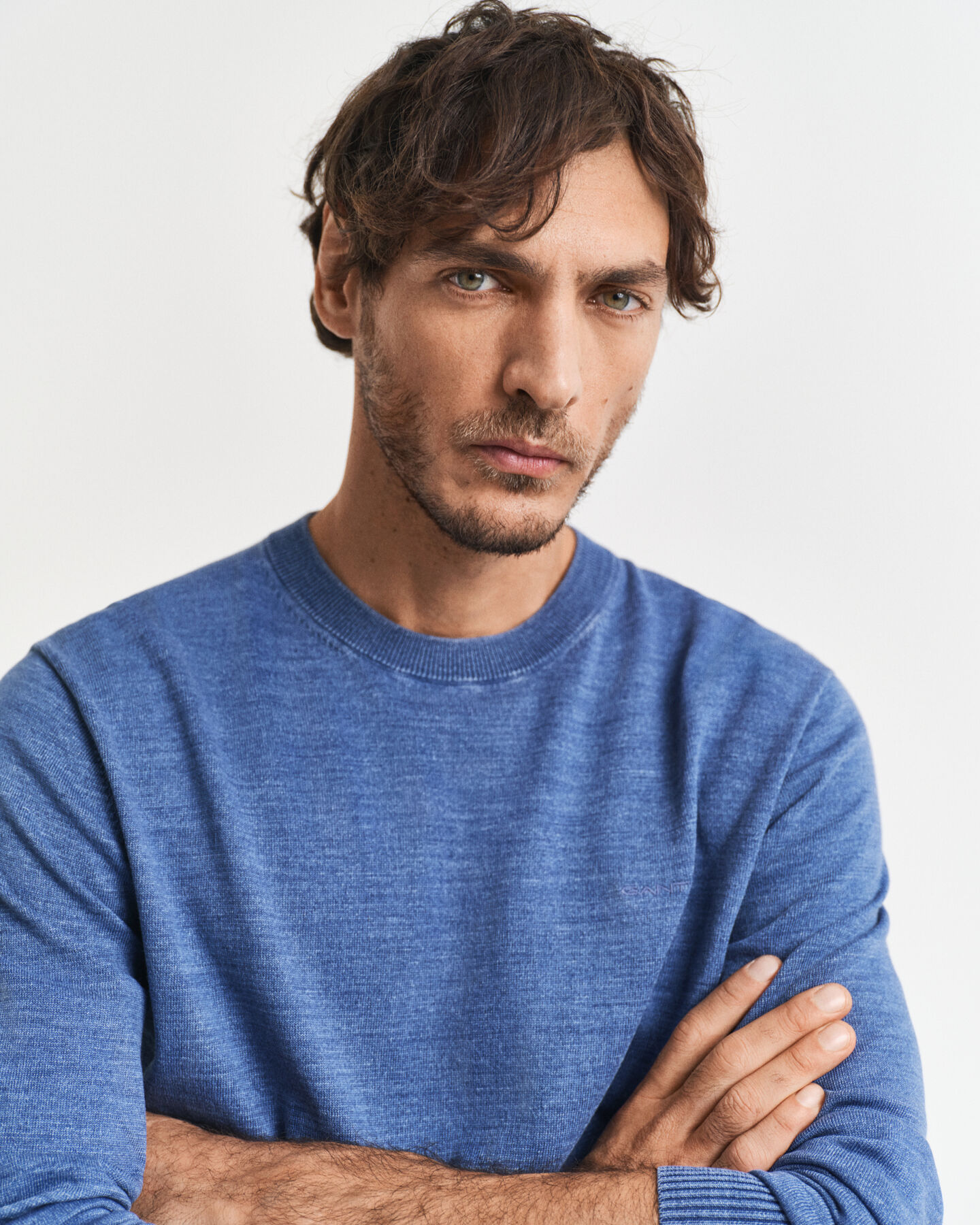 Sunfaded-neulepusero, pyöreä pääntie