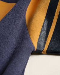 Wrangler x GANT ‑malliston Heavy-t-paita painatuksella