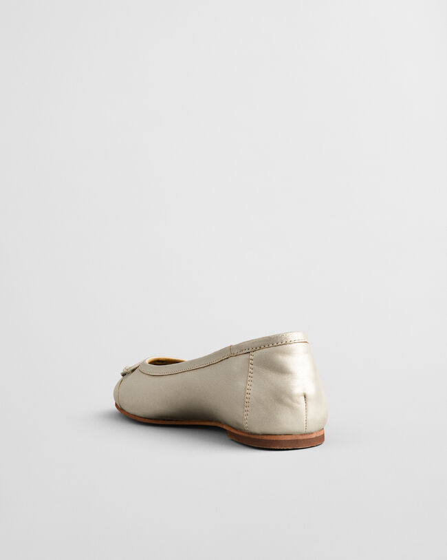 Matalat metallinhohtoiset Chadii-nahkaballerinat