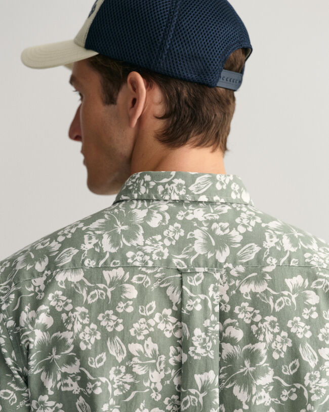 Regular&nbsp;fit ‑mitoitettu lyhythihainen paita kukkakuvioista puuvillapellavaa