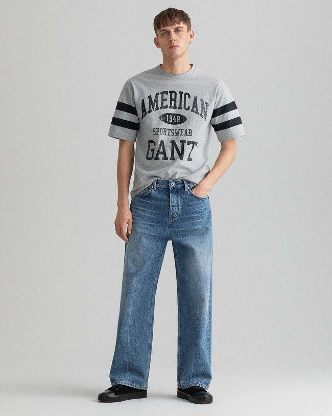 V&auml;lj&auml;t suoralahkeiset farkut