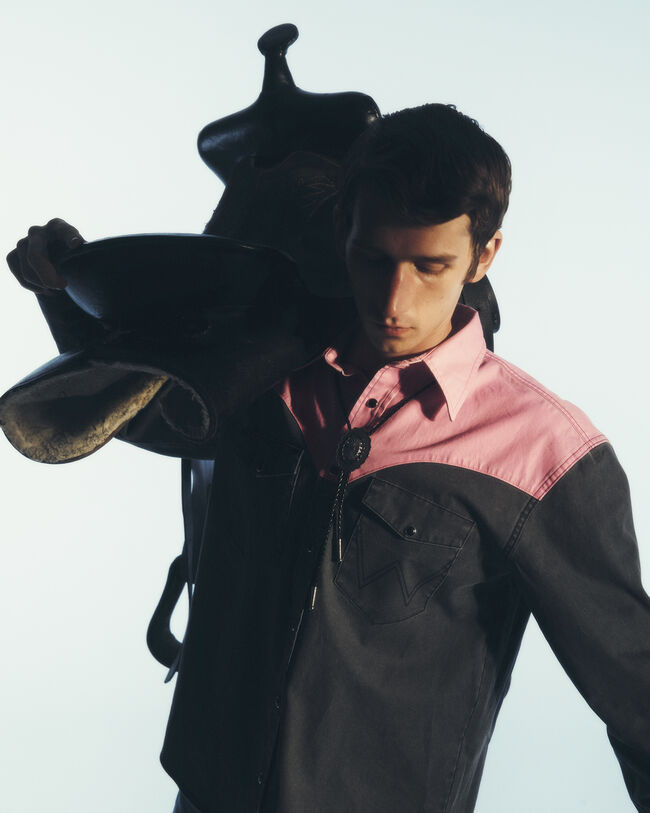 Wrangler x GANT ‑malliston relaxed fit ‑mitoitettu Western Neon ‑paita