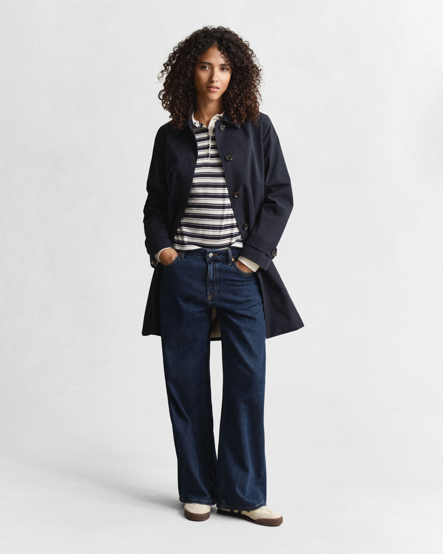 Pitkähihainen raidallinen pikeepaita