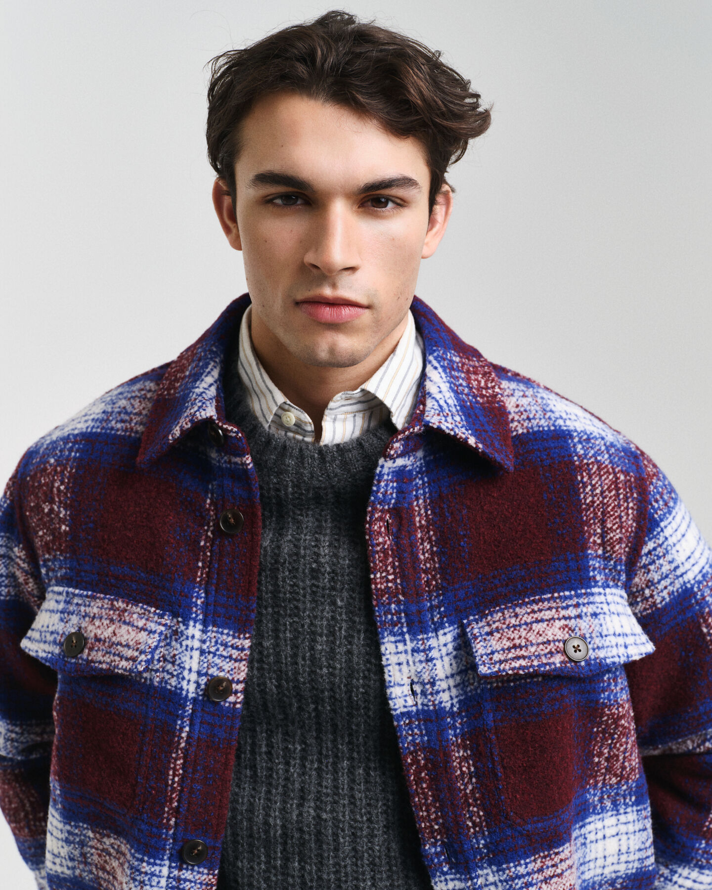 Ruudullinen villasekoitepusakka