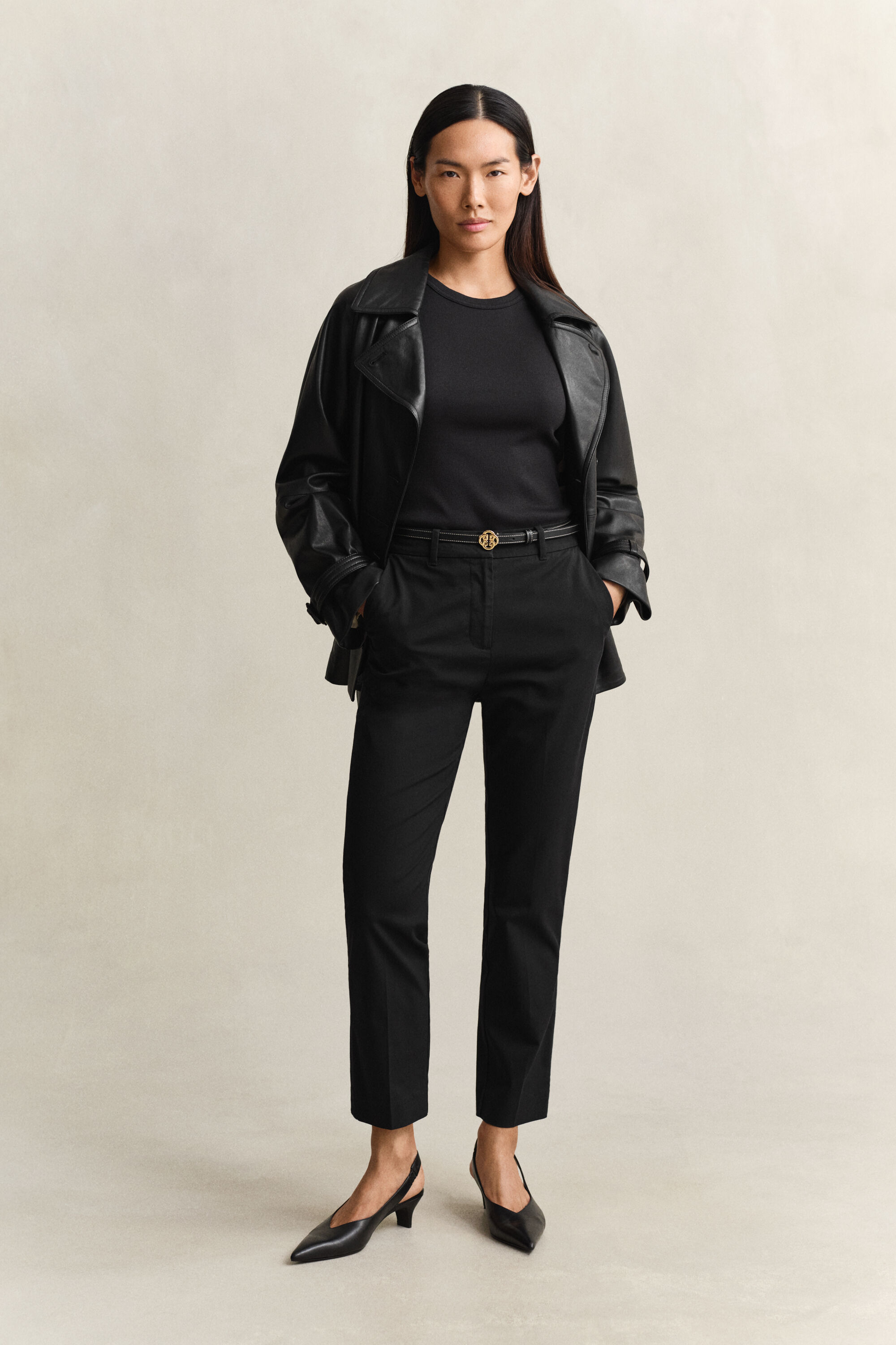 Slim fit ‑mitoitetut housut