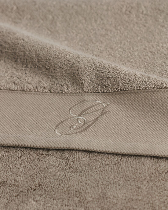 Kirjailtu pyyhe (50&nbsp;cm x 70&nbsp;cm)