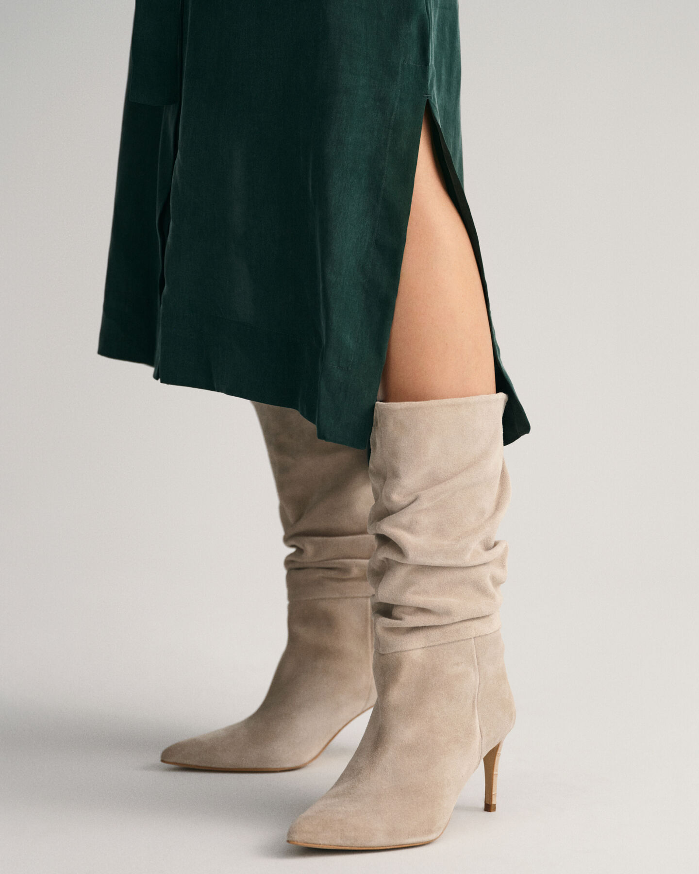 Relaxed fit ‑mitoitettu utility-paitamekko