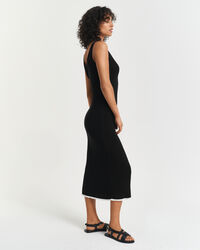 Olkainmekko joustinneuletta