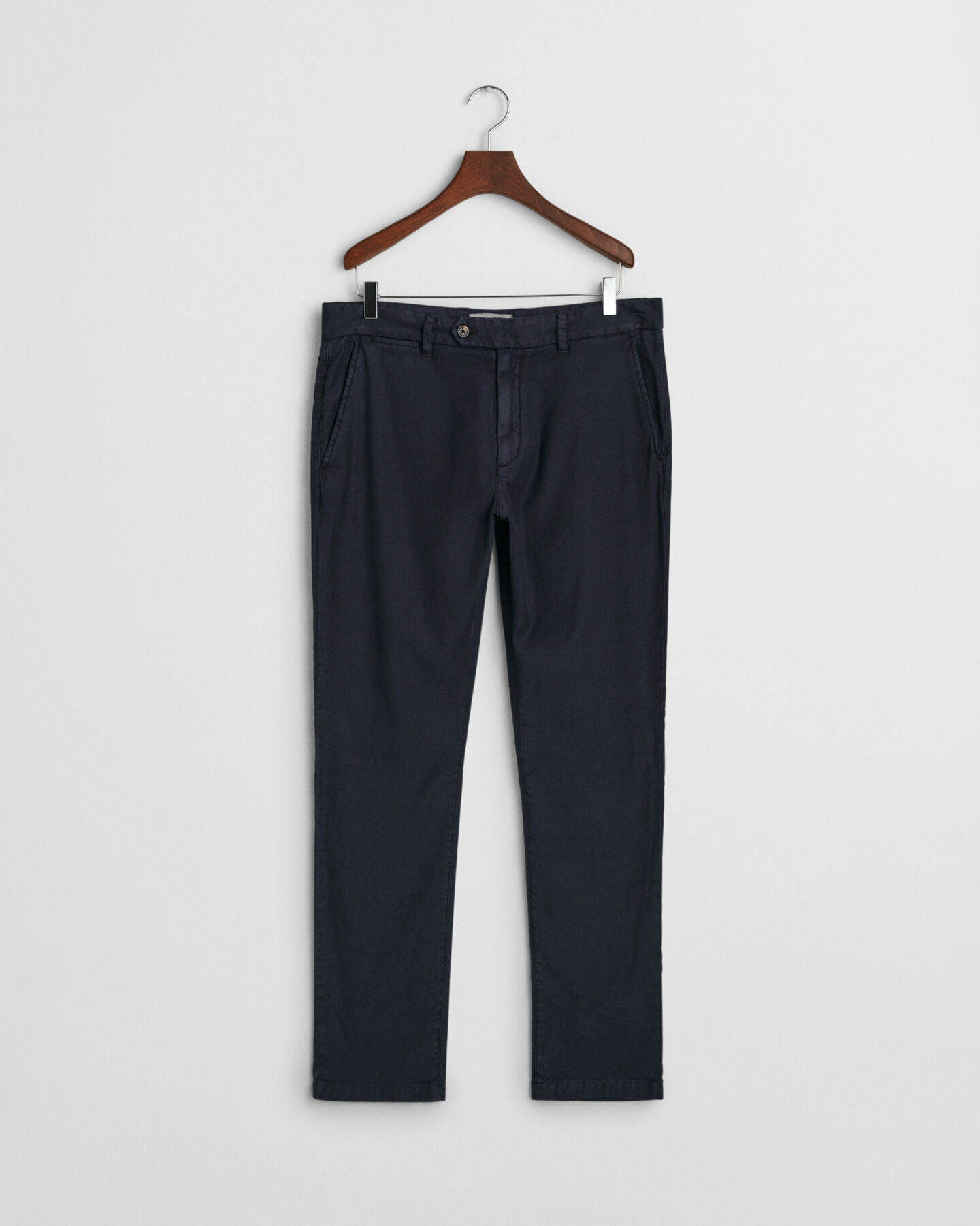 Slim fit ‑mitoitetut puuvilla-pellavachinot