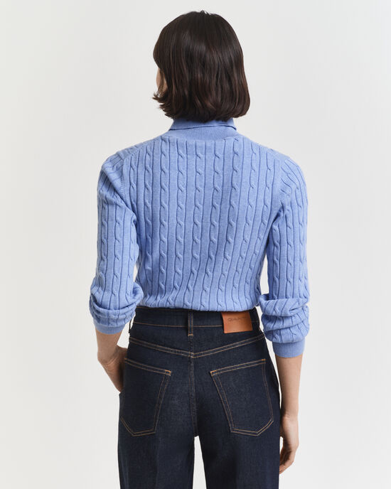 Joustopuuvillainen palmikkopooloneule