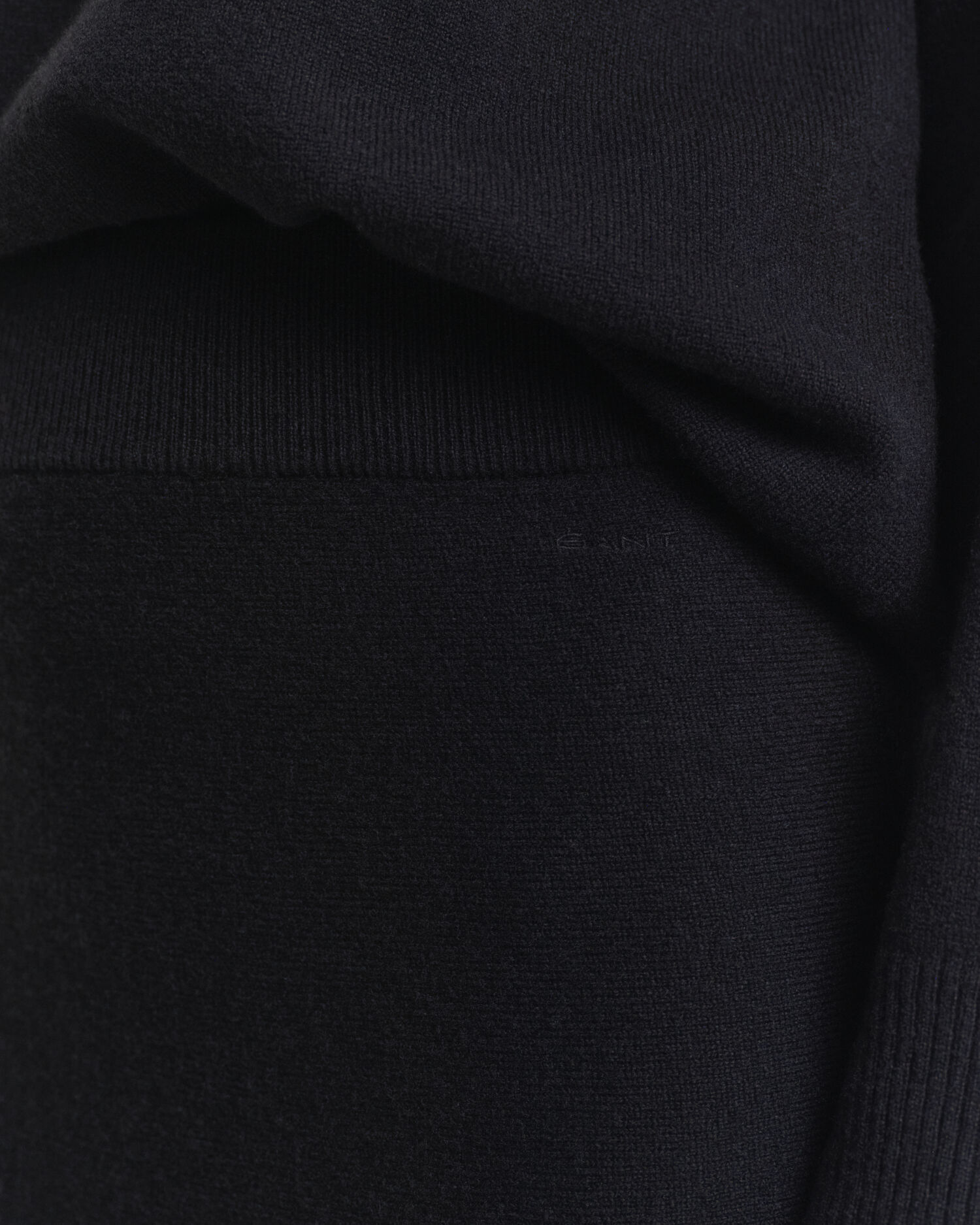 Hame erittäin hienosta lampaanvillasta