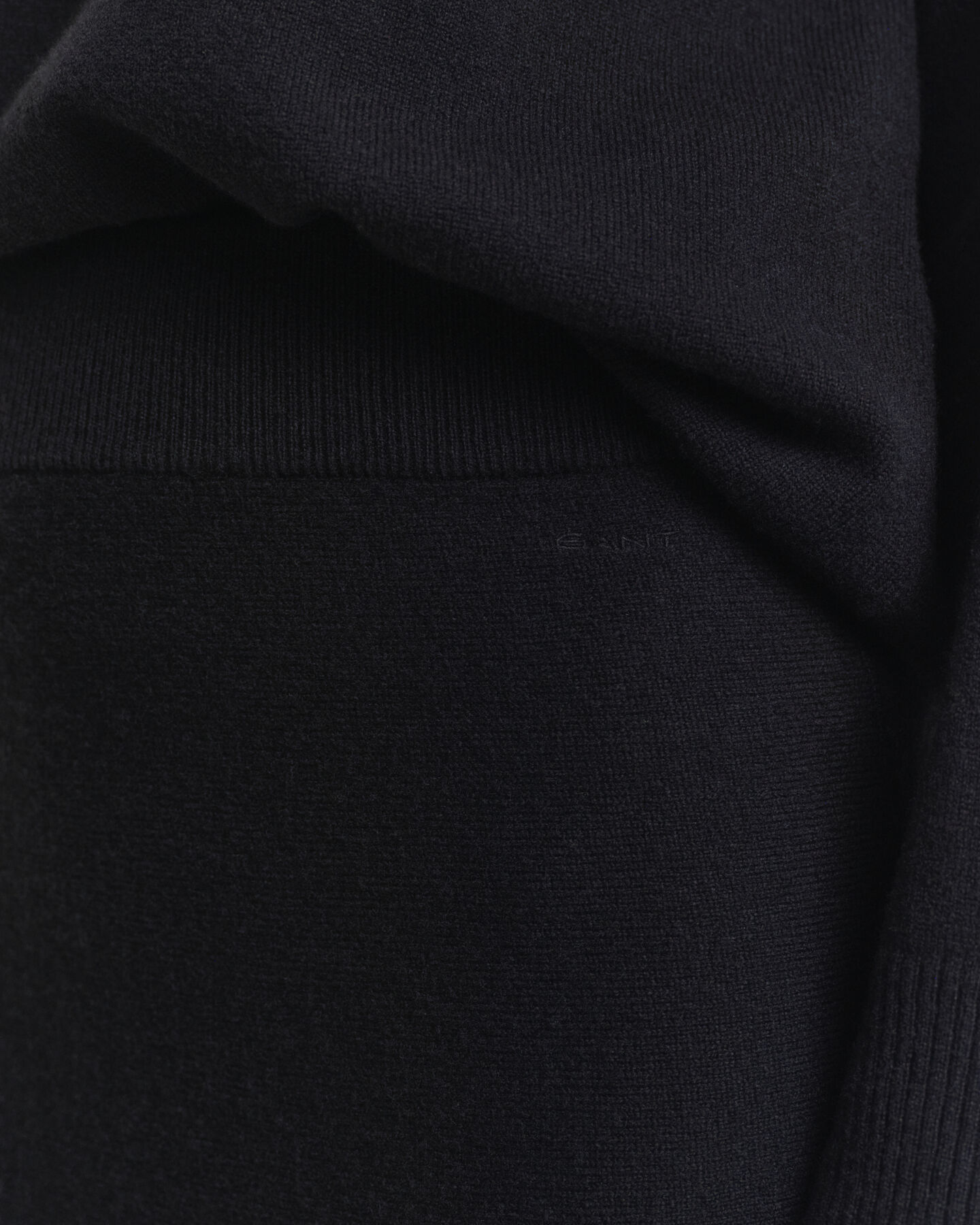 Hame erittäin hienosta lampaanvillasta