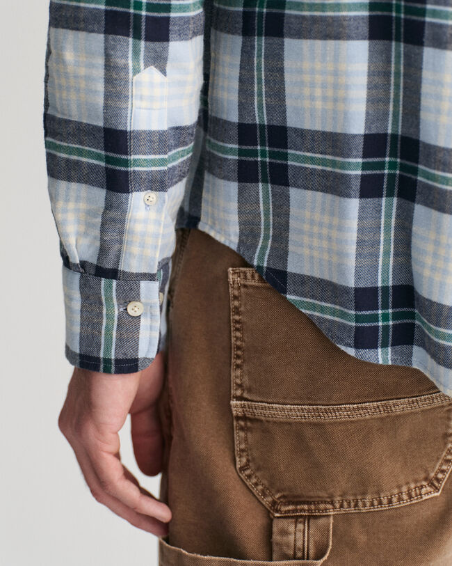 Regular fit ‑mitoitettu ruudullinen flanellipaita