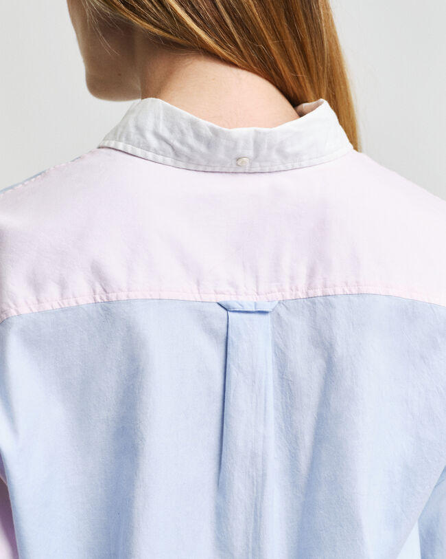 Relaxed fit ‑mitoitettu tilkkutyylinen paita