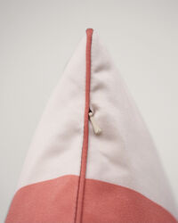 Bold Stripe ‑tyynynpäällinen