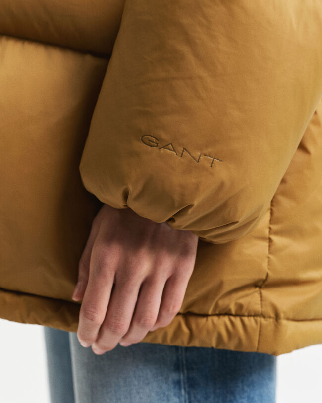 Puolipitkä untuvatakki