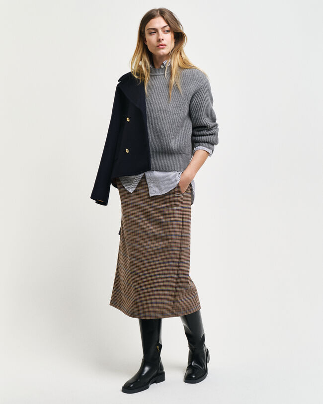 Ruudullinen kyn&auml;hame