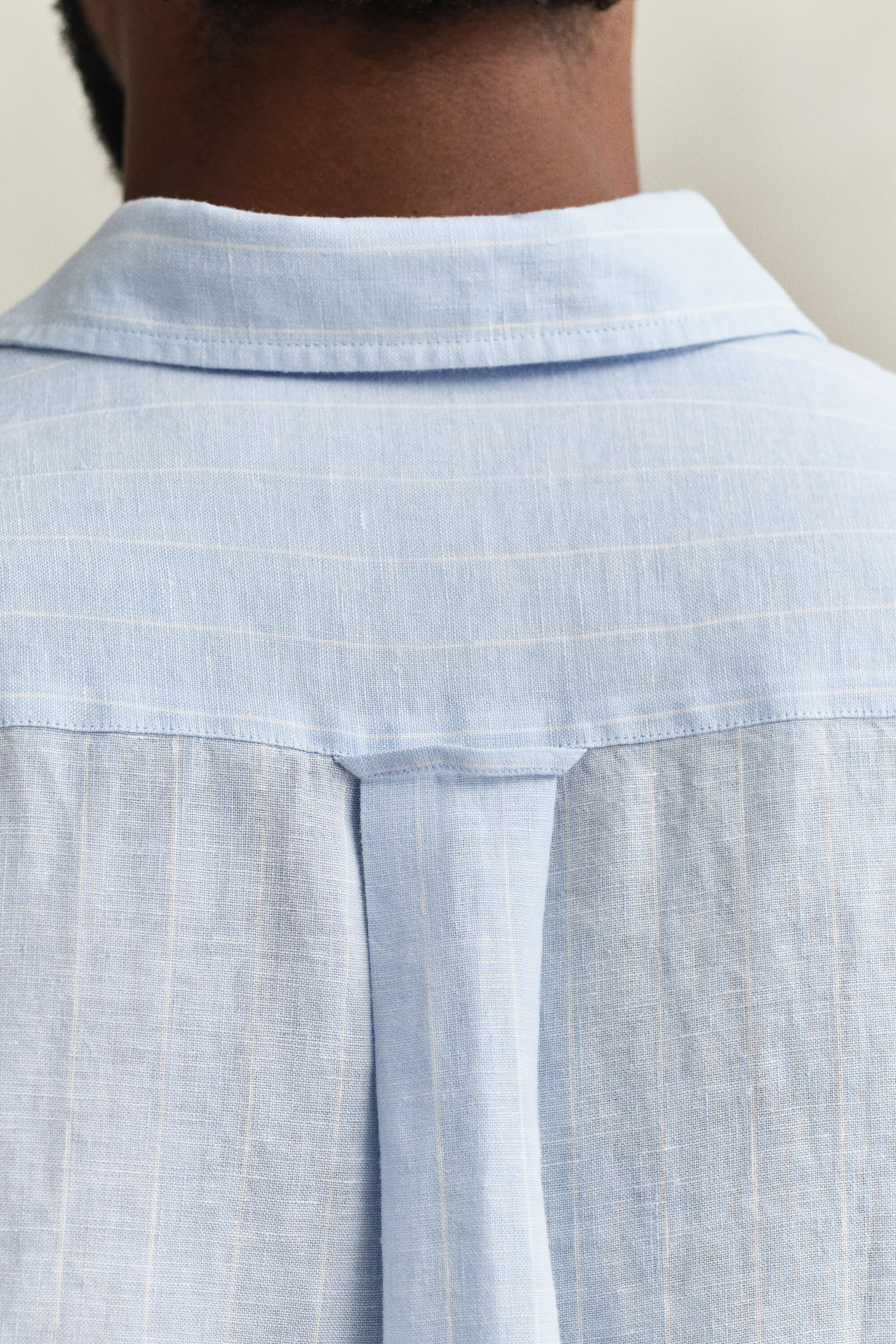 Raidallinen pellavapaita