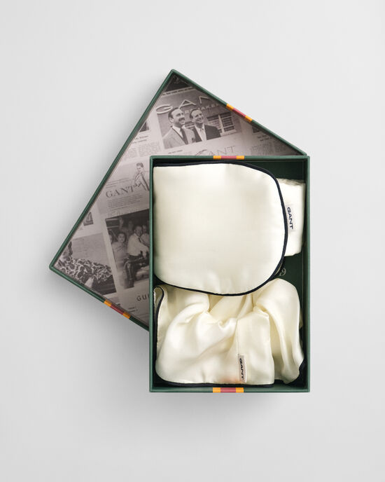 Silkkinen uninaamio ja hiusdonitsi lahjapakkauksessa