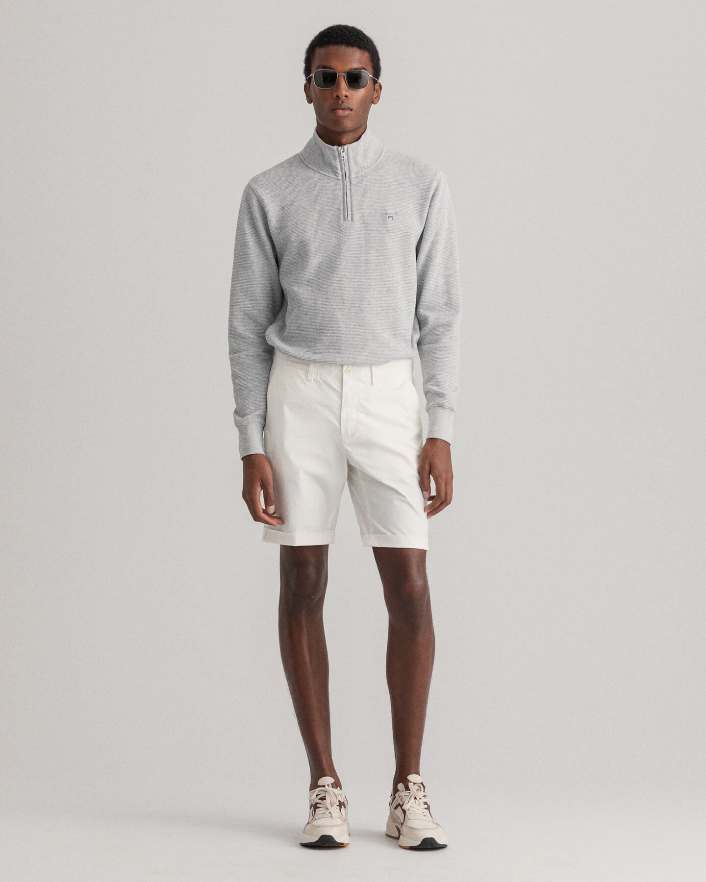 Regular fit ‑mitoitetut Allister Sunfaded ‑shortsit