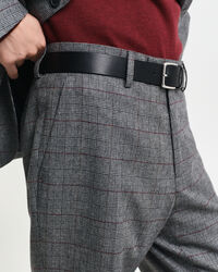 Slim fit ‑mitoitetut ruudulliset puvunhousut