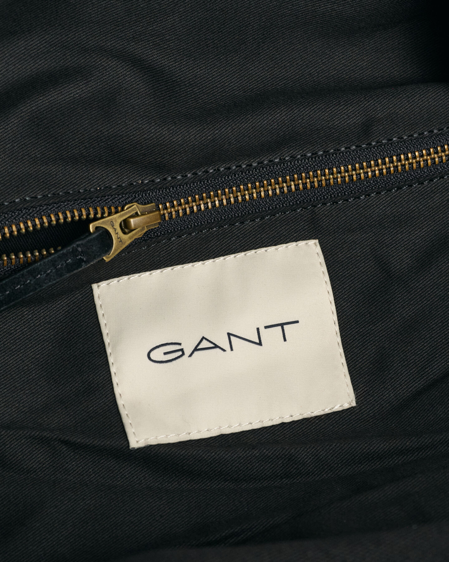 Tonal Shield ‑kassi