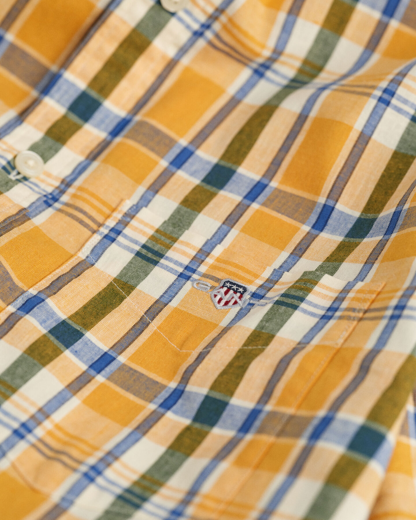 Regular fit ‑mitoitettu lyhythihainen ruudullinen puuvilla-pellavapaita