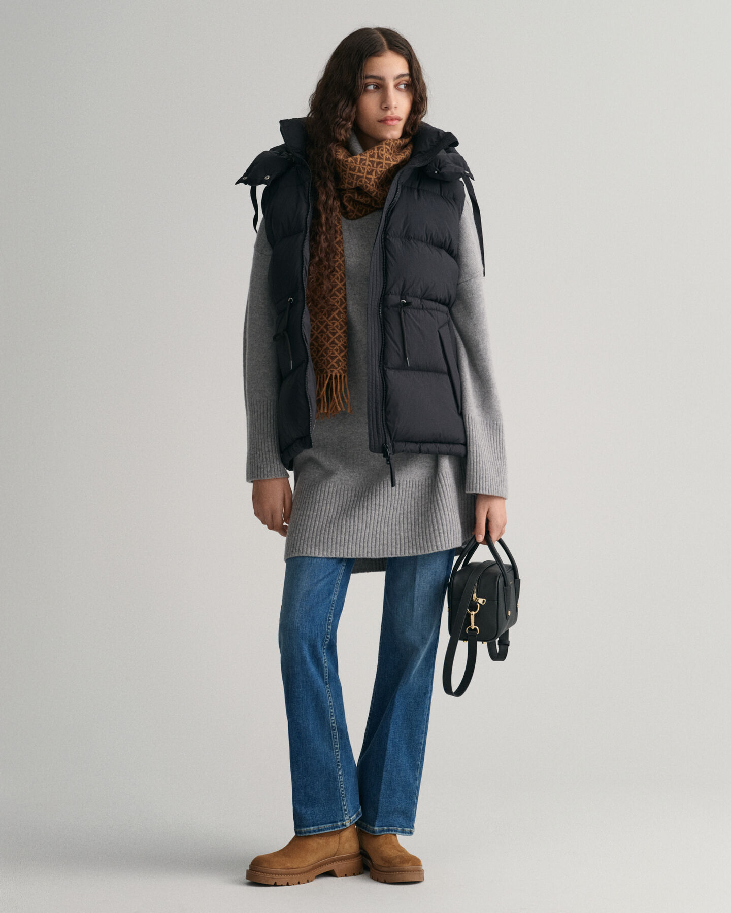 Puolipitkä untuvaliivi