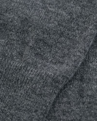 Ohut lampaanvillaneule, pyöreä pääntie