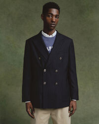 Relaxed fit ‑mitoitettu liituraidallinen klubitakki