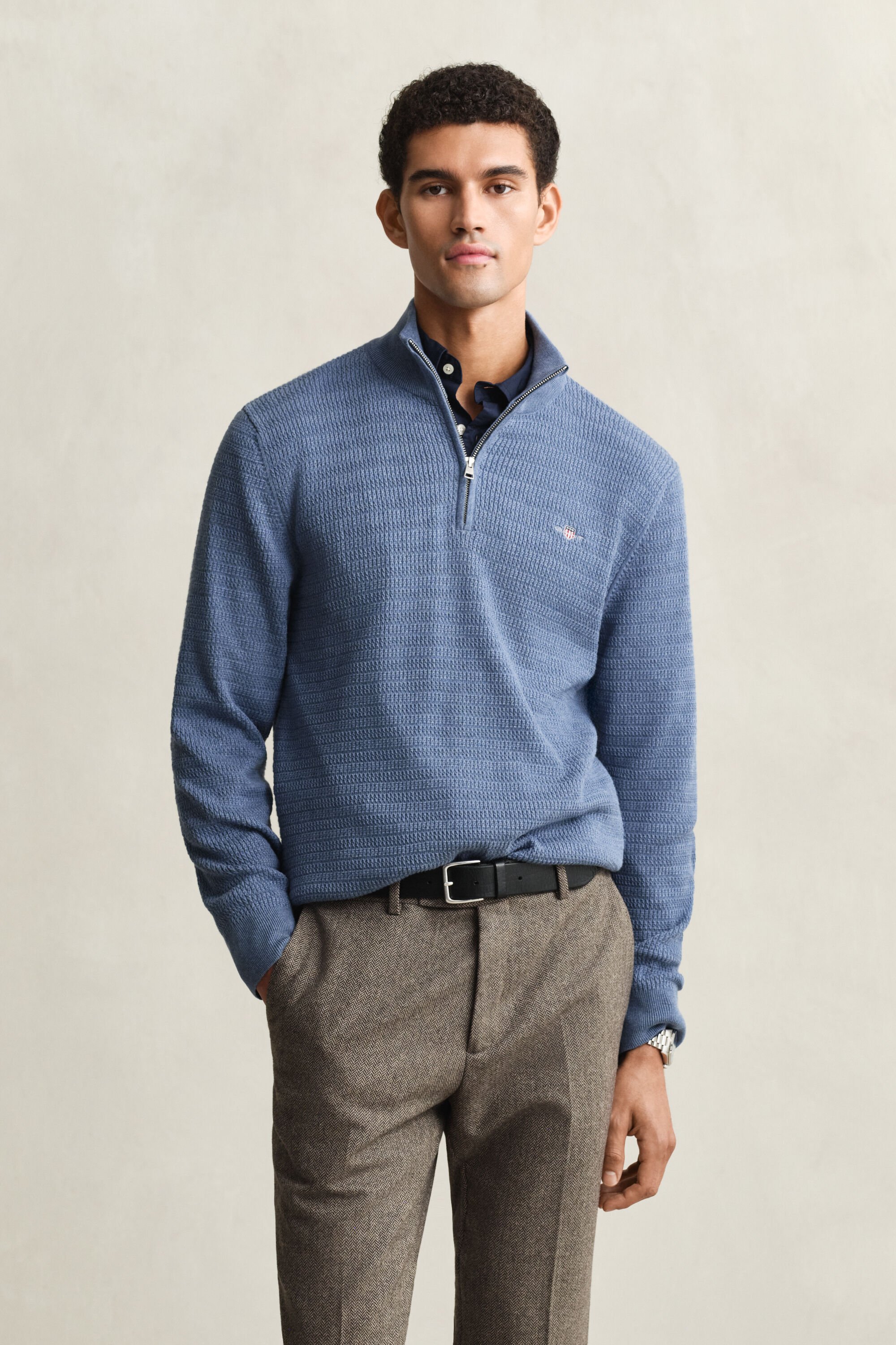 Palmikkoneule, vetoketjukaulus