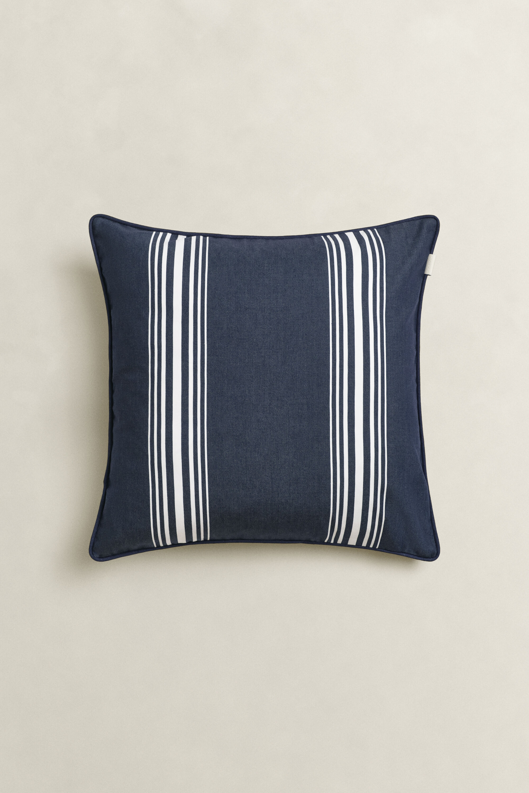 Yacht Striped ‑tyynynpäällinen