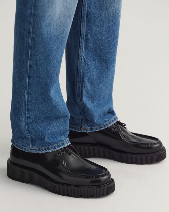 Kulutetut ja revityt farkut