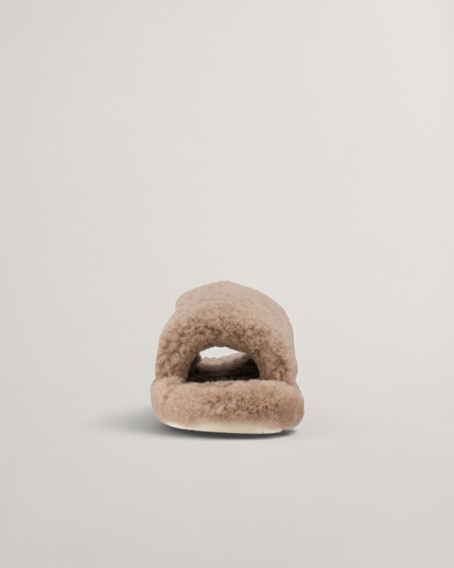 Pantofli-kotitohvelit