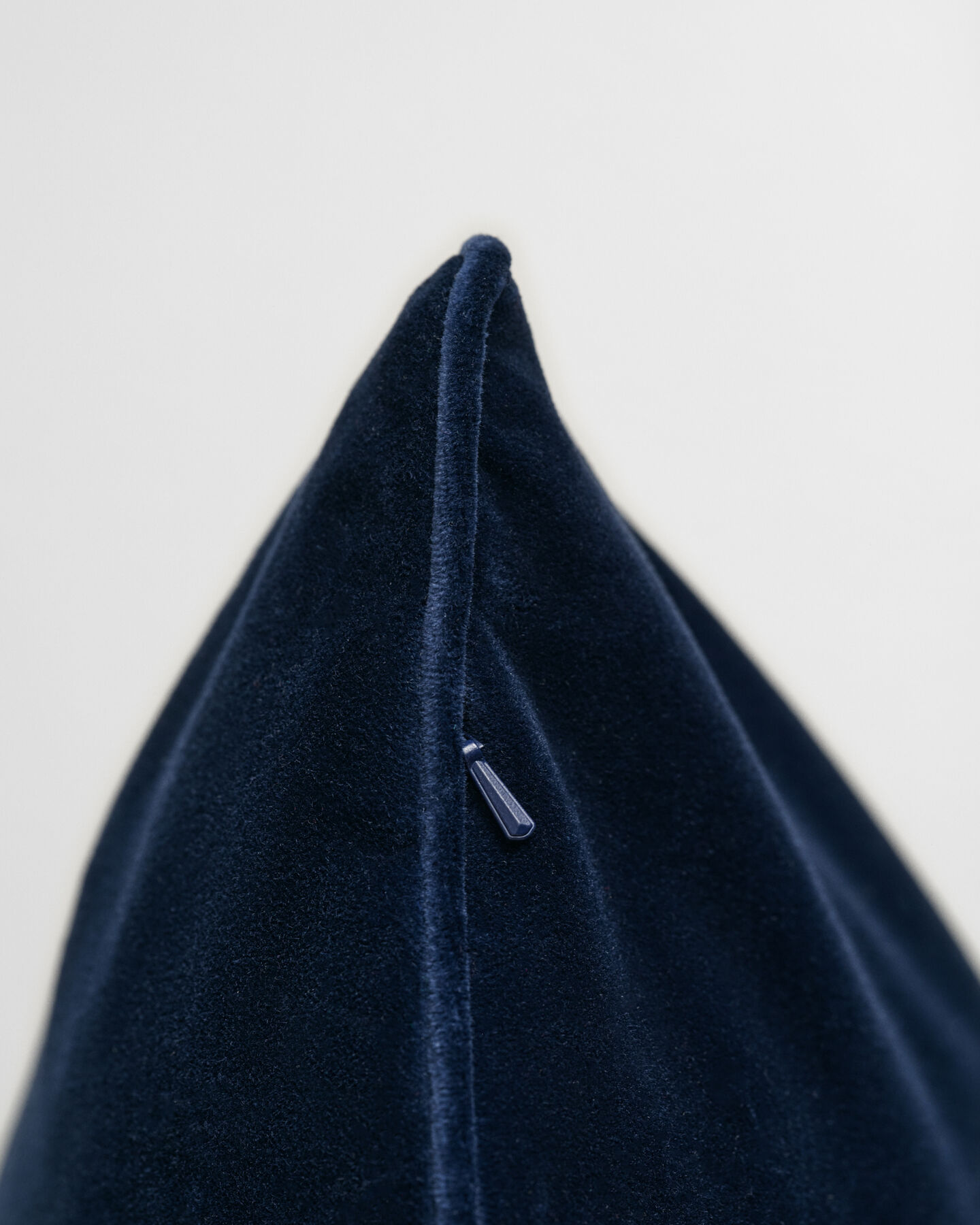 Velvet-tyynynpäällinen