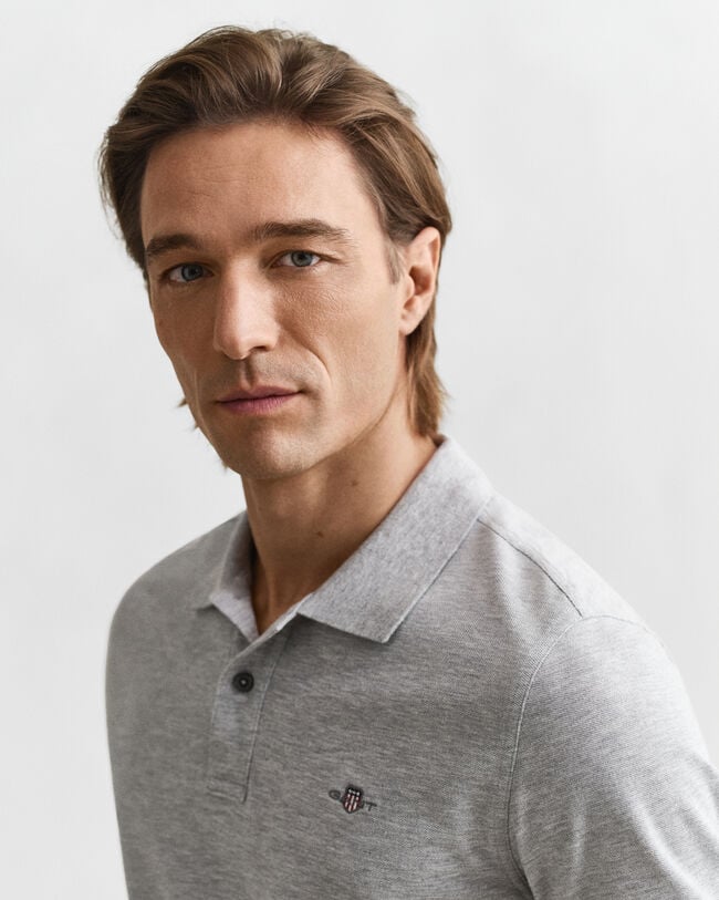 Regular fit -mitoitettu Shield-pikeepaita