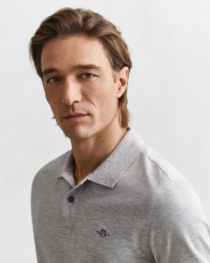 Regular fit -mitoitettu Shield-pikeepaita